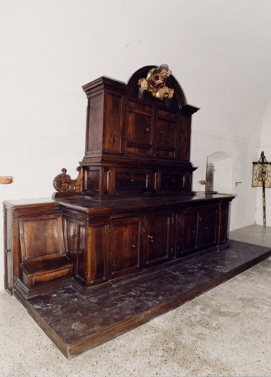 mobile da sacrestia con alzata, opera isolata - bottega abruzzese (sec. XIX)