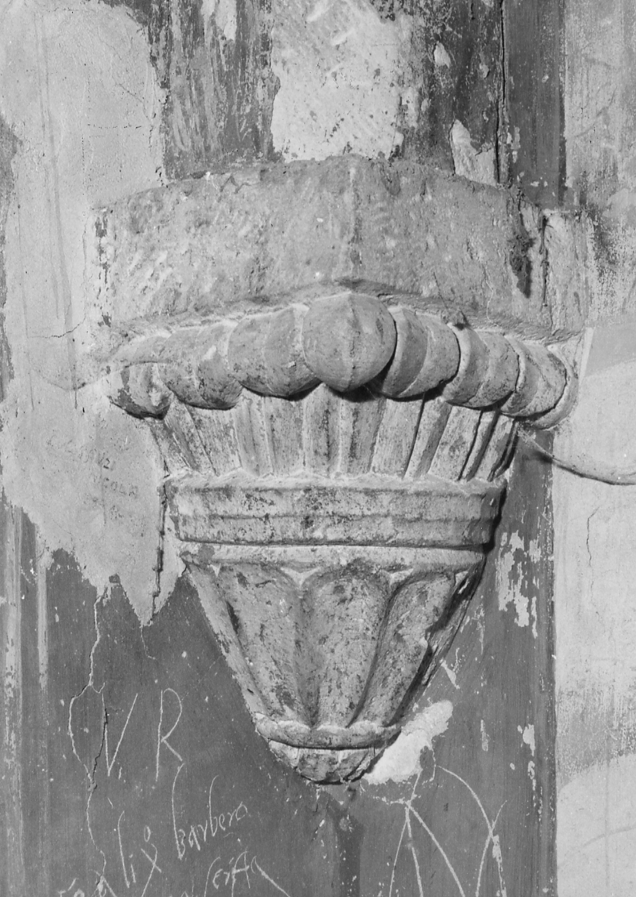 capitello, opera isolata - bottega Italia centrale (fine/inizio secc. XV/ XVI)