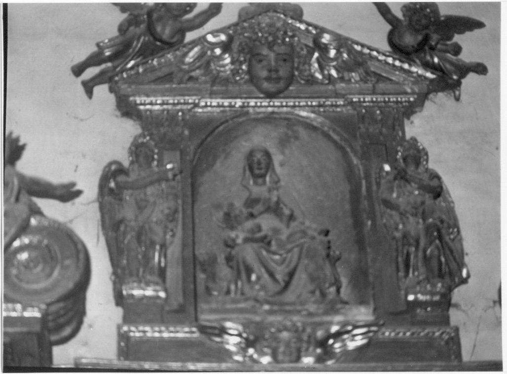 Madonna con Bambino, Madonna con Bambino (scultura, opera isolata) - bottega Italia centrale (fine/inizio secc. XVI/ XVII)