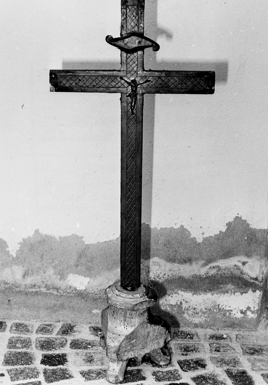 croce d'altare, opera isolata - bottega Italia centrale (sec. XVIII)