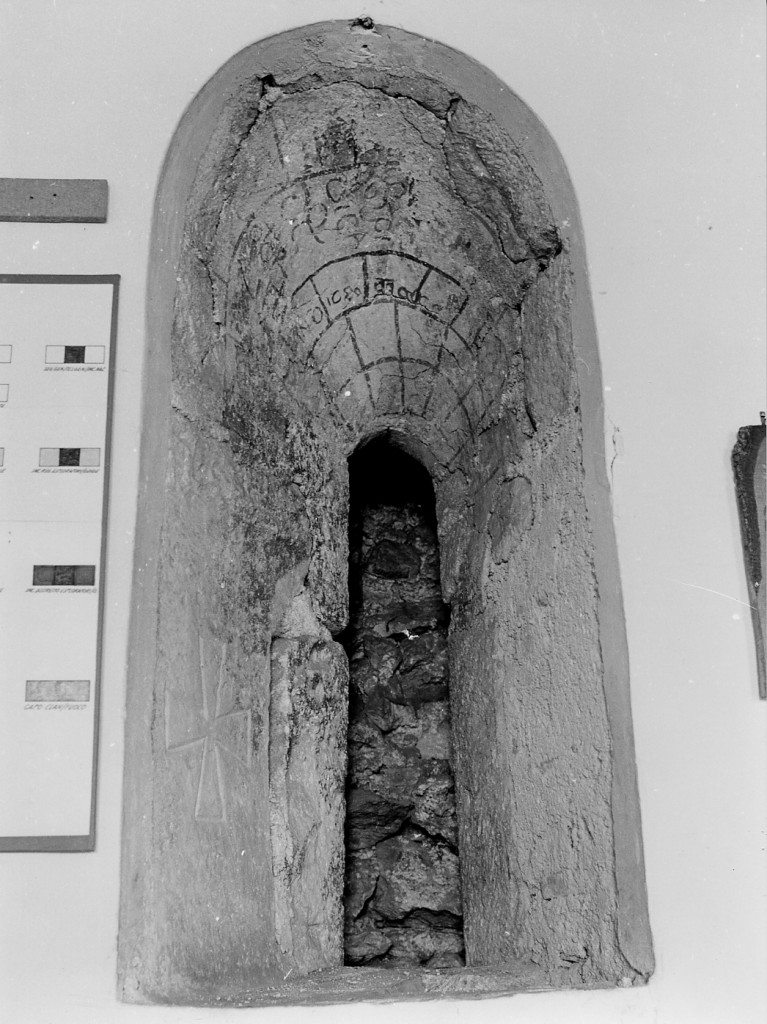 finestra strombata - ambito italiano (sec. XI)