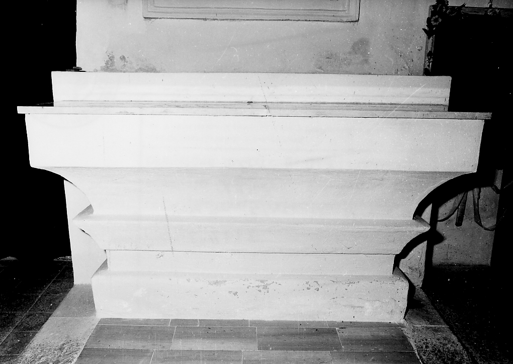 altare - a blocco - ambito Italia centrale (inizio sec. XX)