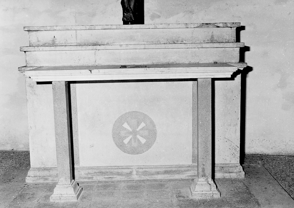 altare - a blocco - ambito Italia centrale (sec. XIX)