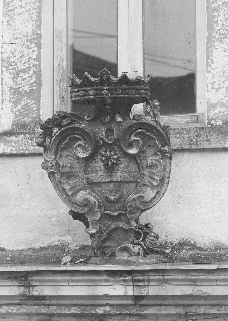 STEMMA GENTILIZIO (scultura) - ambito Italia centrale (sec. XVIII)