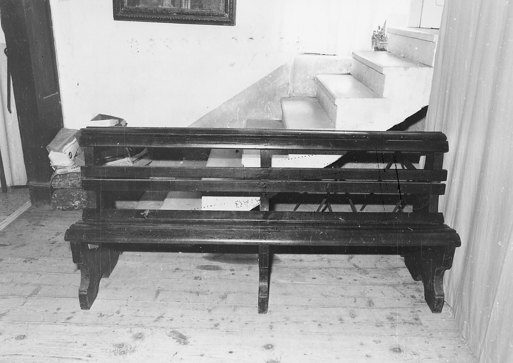 banco da chiesa, coppia - ambito Italia centrale (fine sec. XIX)