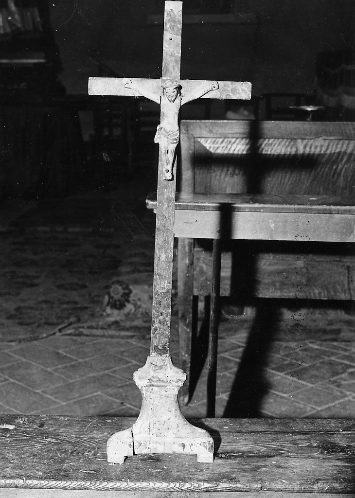 croce d'altare, opera isolata - ambito Italia centrale (sec. XIX)