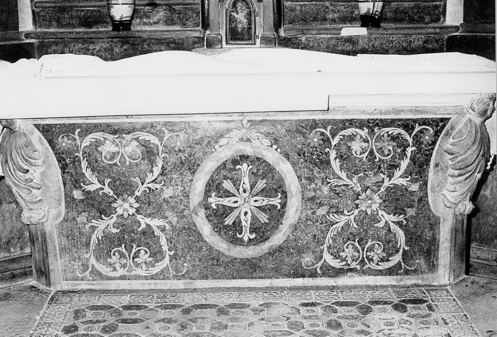 altare - a blocco - ambito Italia centrale (sec. XIX)