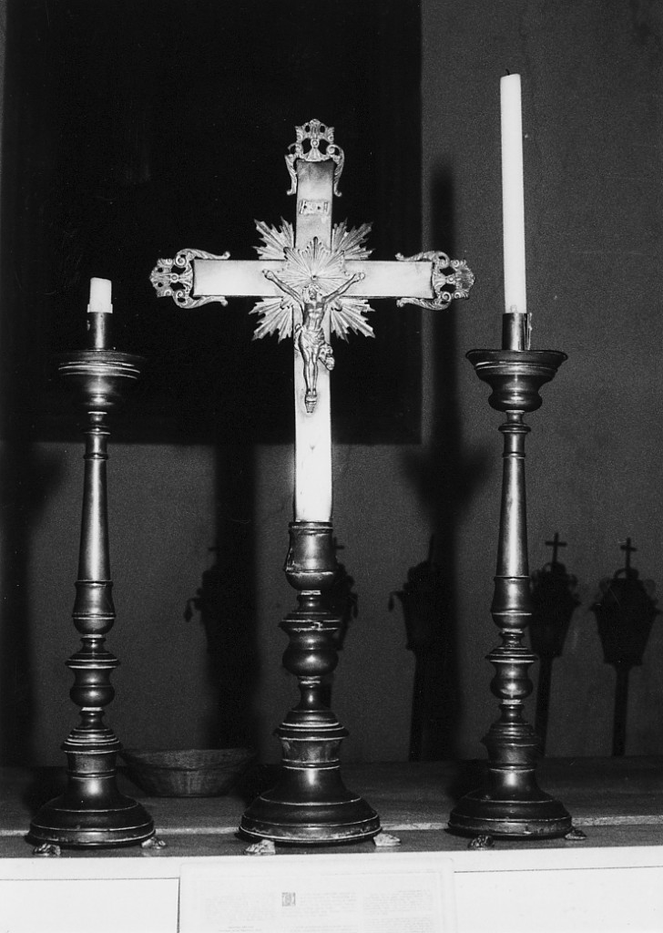 servizio d'altare, serie - ambito abruzzese (prima metà sec. XIX)