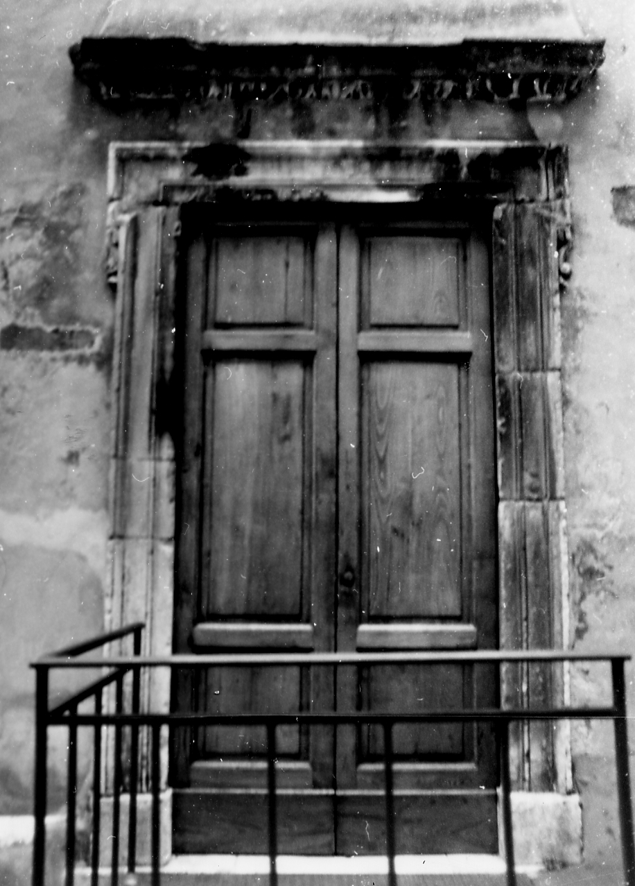 mostra di portale, opera isolata - bottega abruzzese (ultimo quarto sec. XVII)