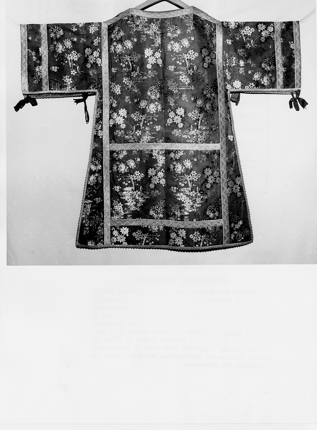 tunicella - manifattura francese, manifattura italiana (sec. XVIII)