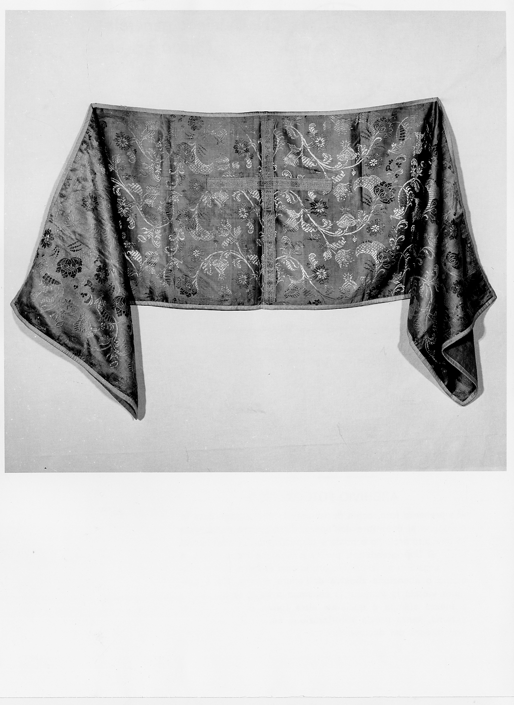 velo omerale - manifattura italiana (inizio sec. XVIII)