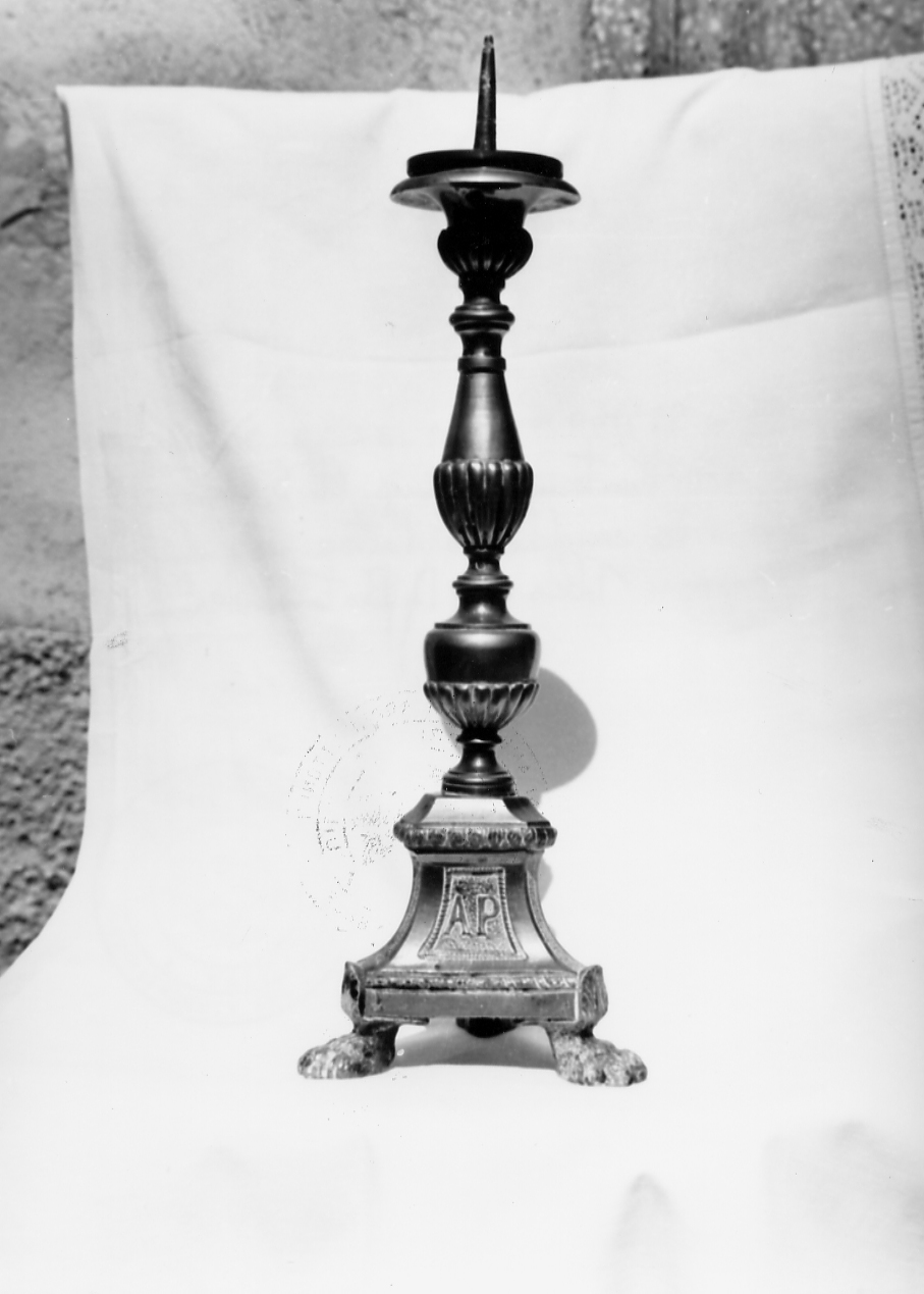 candeliere d'altare, serie - ambito Italia centrale (sec. XIX)