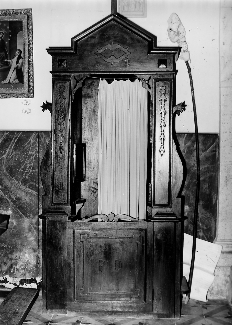 confessionale - ambito Italia centrale (primo quarto sec. XX)