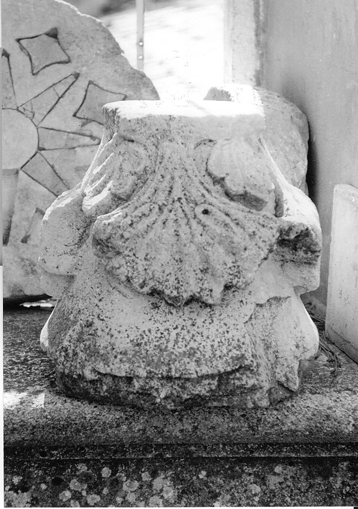 capitello, capitello (capitello, opera isolata) - ambito abruzzese (sec. XV)