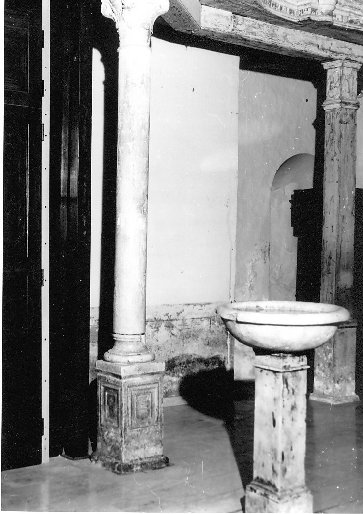 colonna, serie - ambito Italia centrale (sec. XVI)