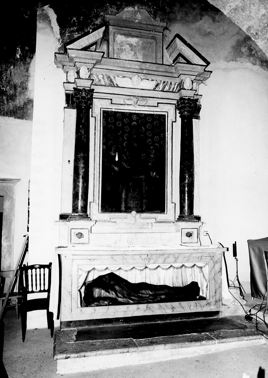 altare, opera isolata - ambito abruzzese (sec. XVIII)