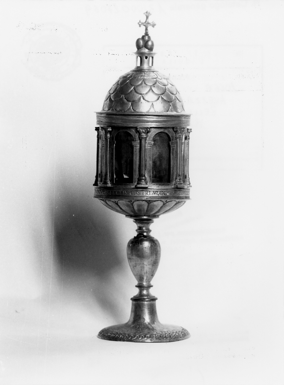 reliquiario architettonico - a tempietto - bottega abruzzese (sec. XVI)