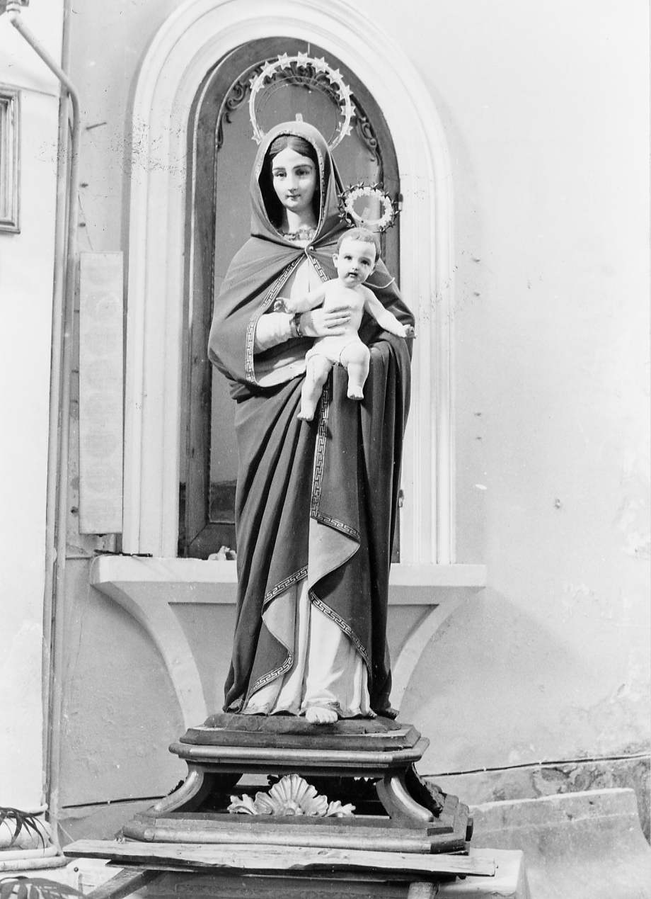 Madonna con Bambino (statua, opera isolata) - ambito Italia centrale (sec. XIX)