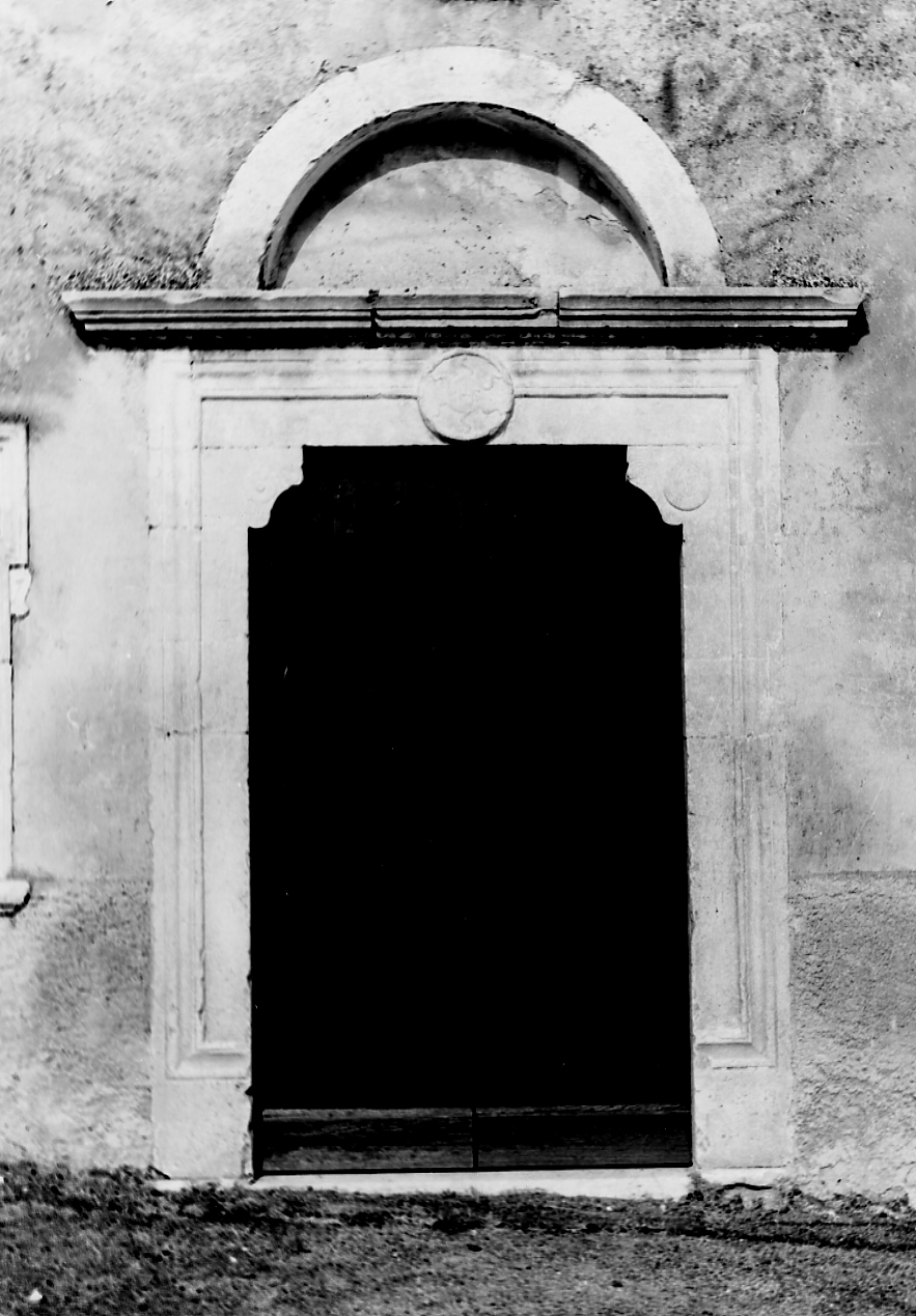 mostra di portale, opera isolata - ambito abruzzese (sec. XVII)