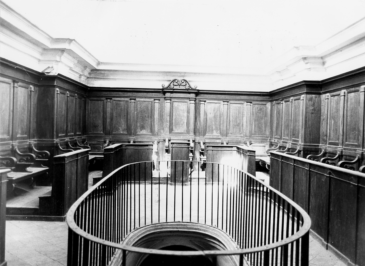 stalli del coro, opera isolata - ambito abruzzese (sec. XVIII)