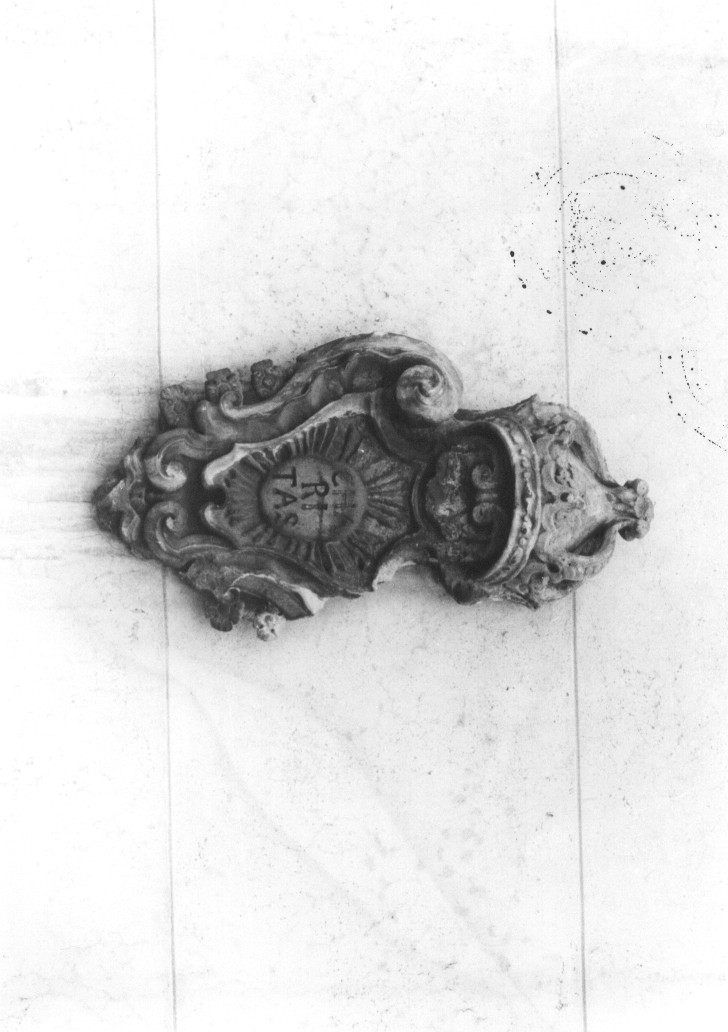 stemma (rilievo, opera isolata) - ambito abruzzese (sec. XVIII)