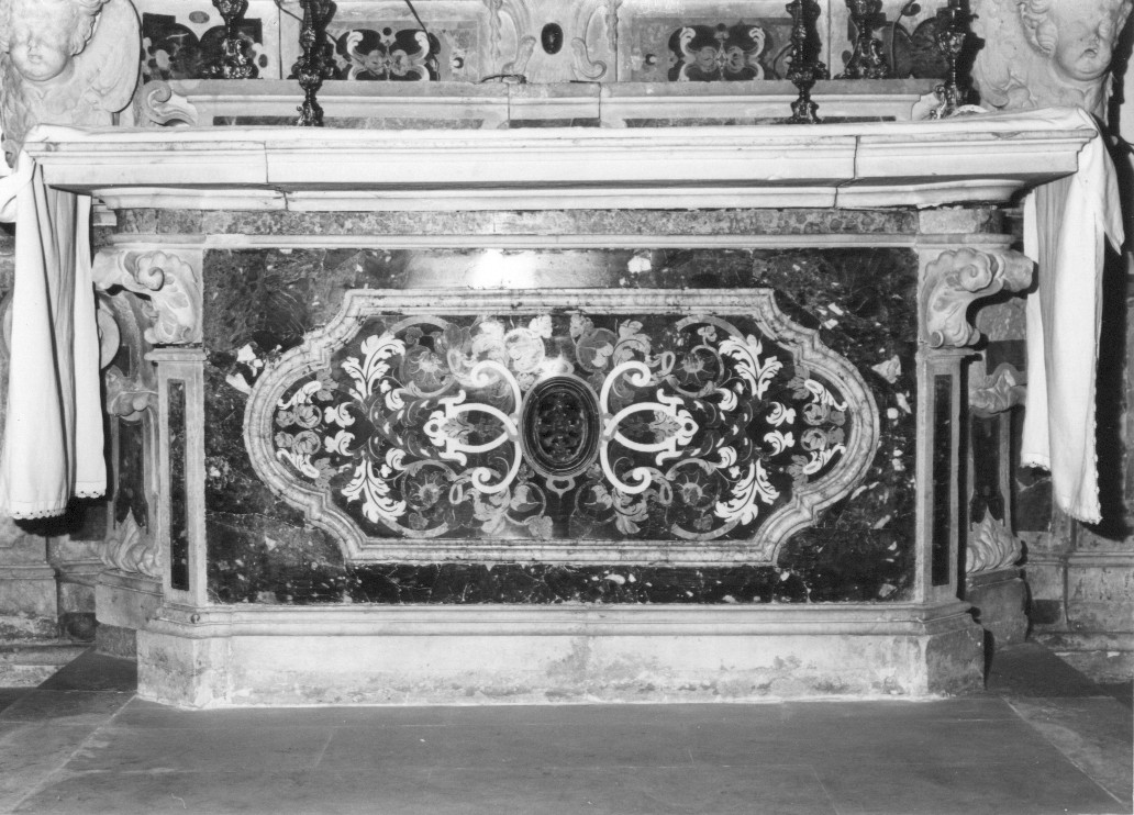 paliotto, opera isolata - produzione di Pescocostanzo (sec. XVIII)