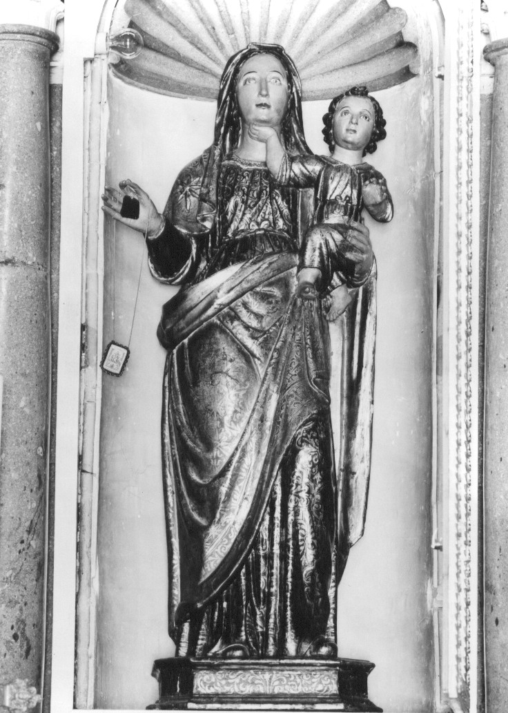 Madonna del Carmine, Madonna con Bambino (gruppo scultoreo, opera isolata) - ambito abruzzese (sec. XVII)