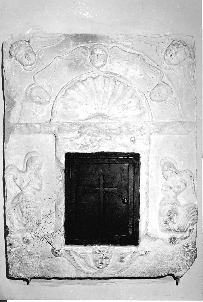 fonte battesimale, opera isolata - ambito abruzzese (sec. XVI)