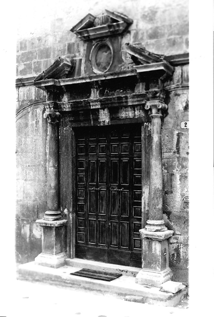 mostra di portale, opera isolata - ambito abruzzese (seconda metà sec. XVI)