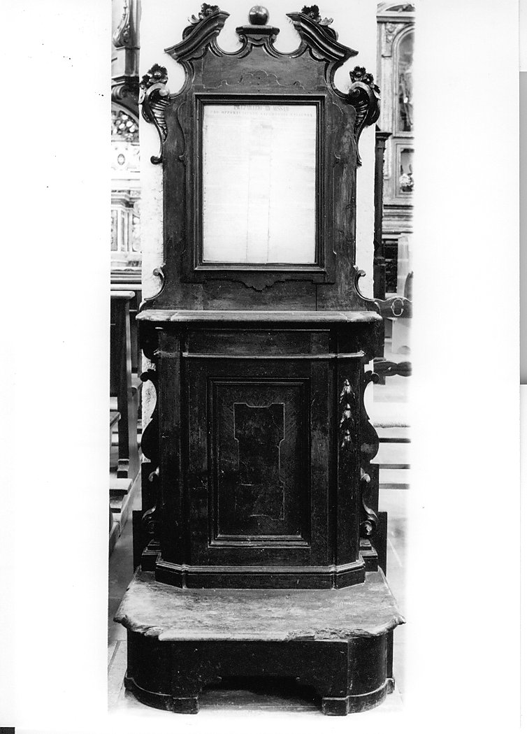 inginocchiatoio, serie - produzione di Pescocostanzo (sec. XVIII)