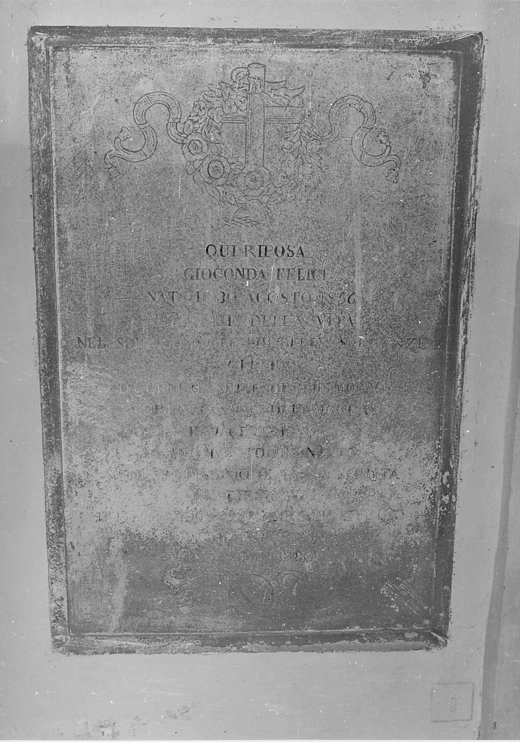 lapide tombale, opera isolata - bottega abruzzese (sec. XIX)