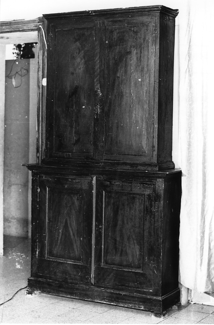 credenza a due corpi - ambito Italia centrale (seconda metà sec. XIX)