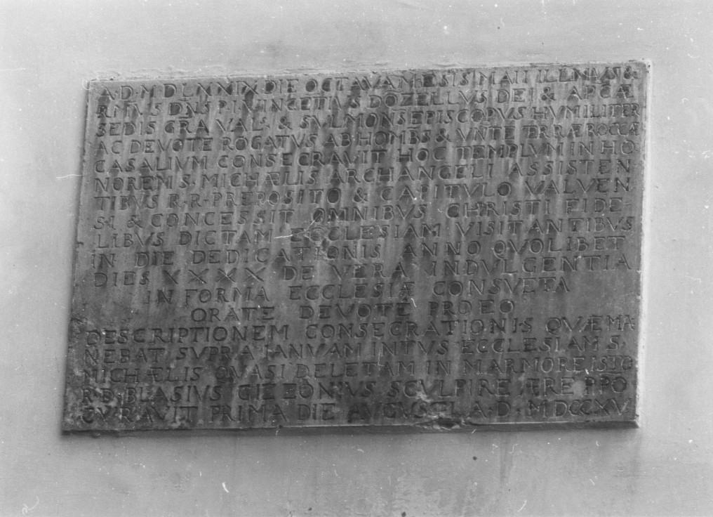 lapide documentaria, opera isolata - bottega abruzzese (primo quarto sec. XVIII)