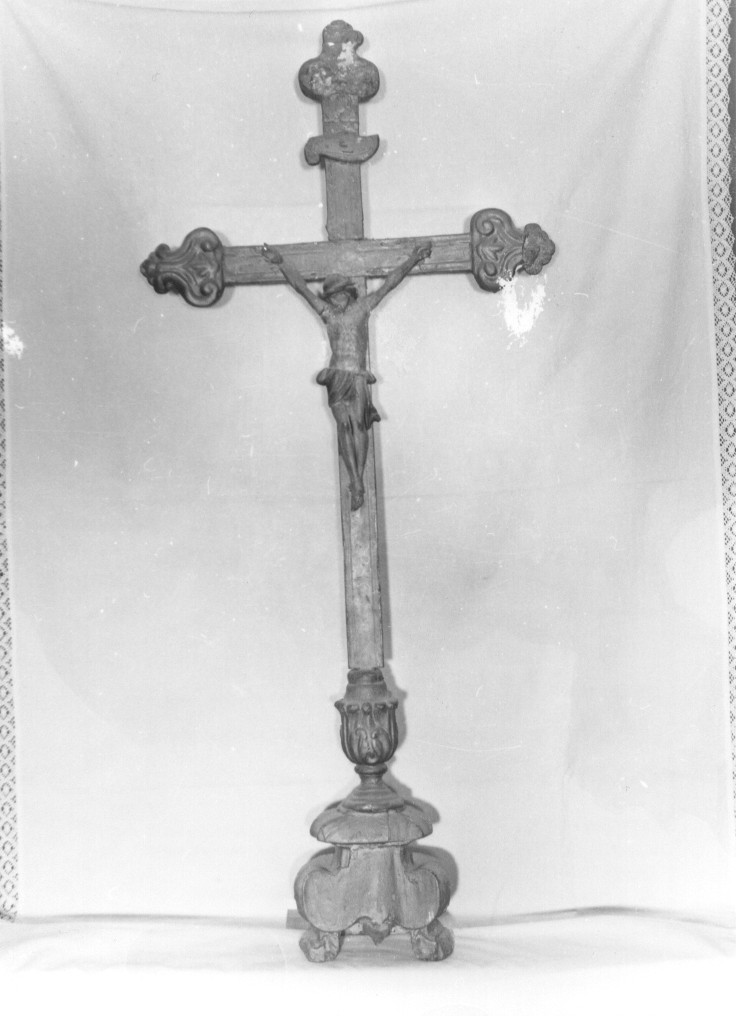 croce d'altare, opera isolata - bottega abruzzese (sec. XIX)