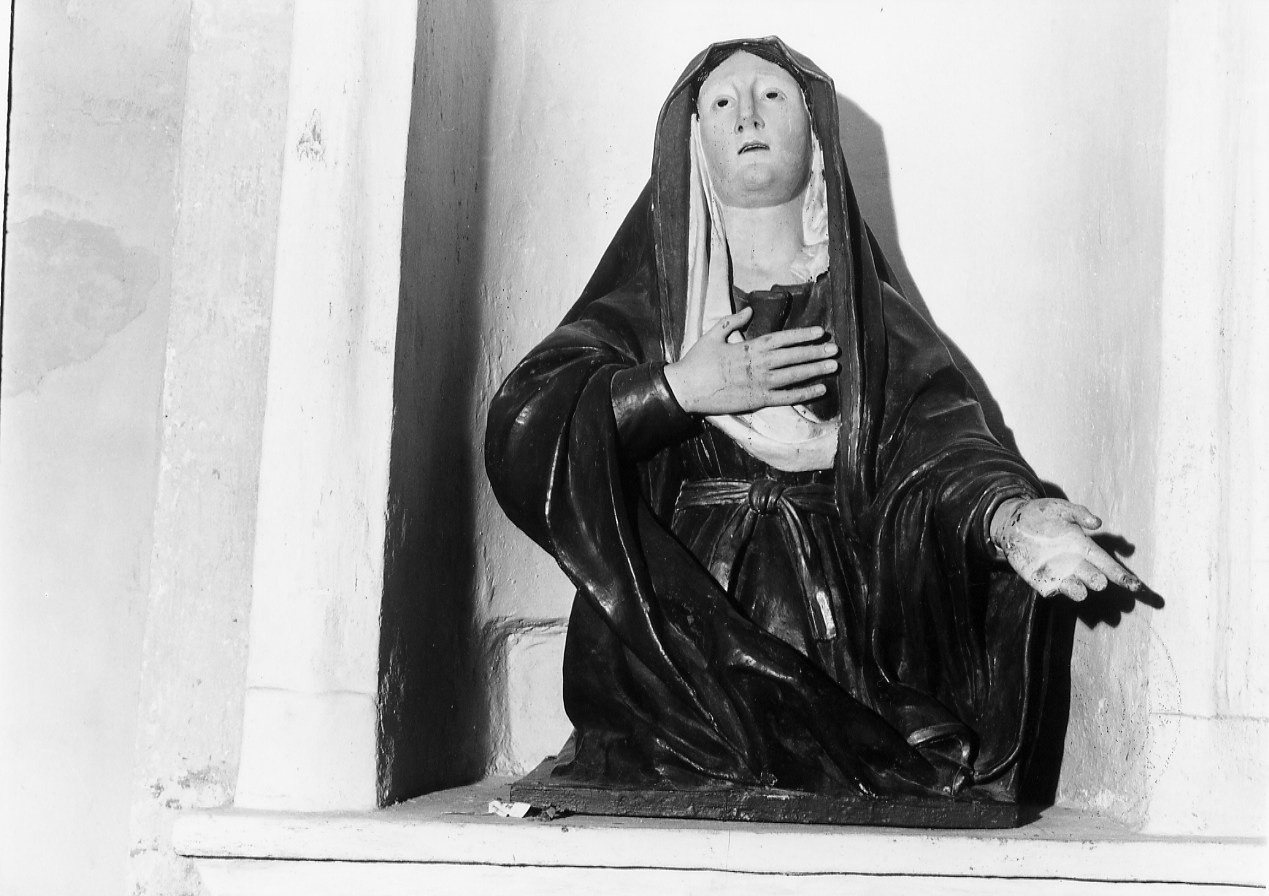 Madonna Addolorata (statua, opera isolata) - bottega Italia centrale (sec. XVI)