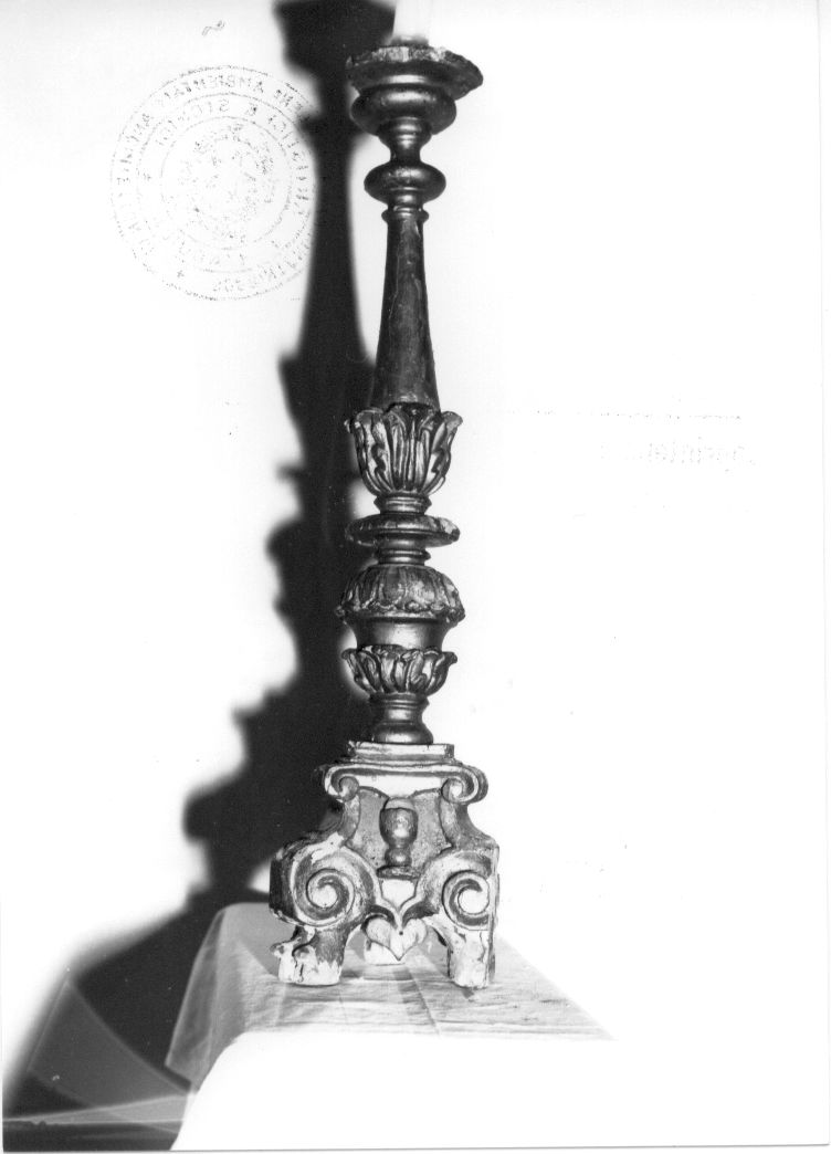 candeliere, opera isolata - bottega abruzzese (sec. XVIII)