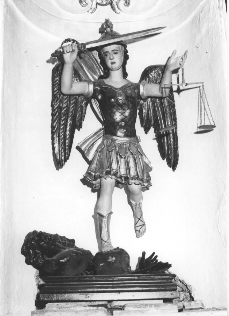 Arcangelo Michele e Lucifero (gruppo scultoreo, opera isolata) - bottega abruzzese (sec. XVIII)