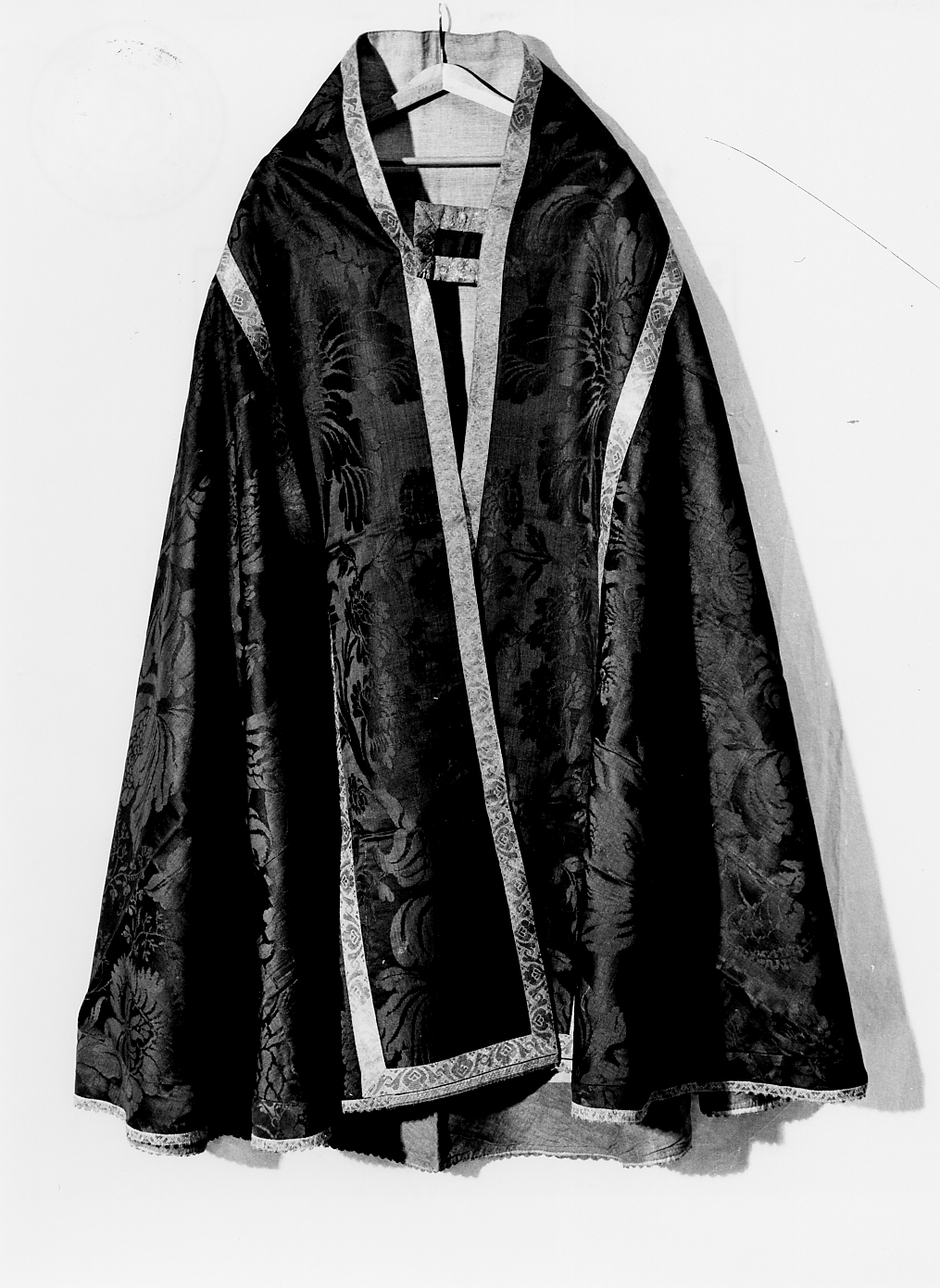 piviale - manifattura italiana (ultimo quarto sec. XVII)