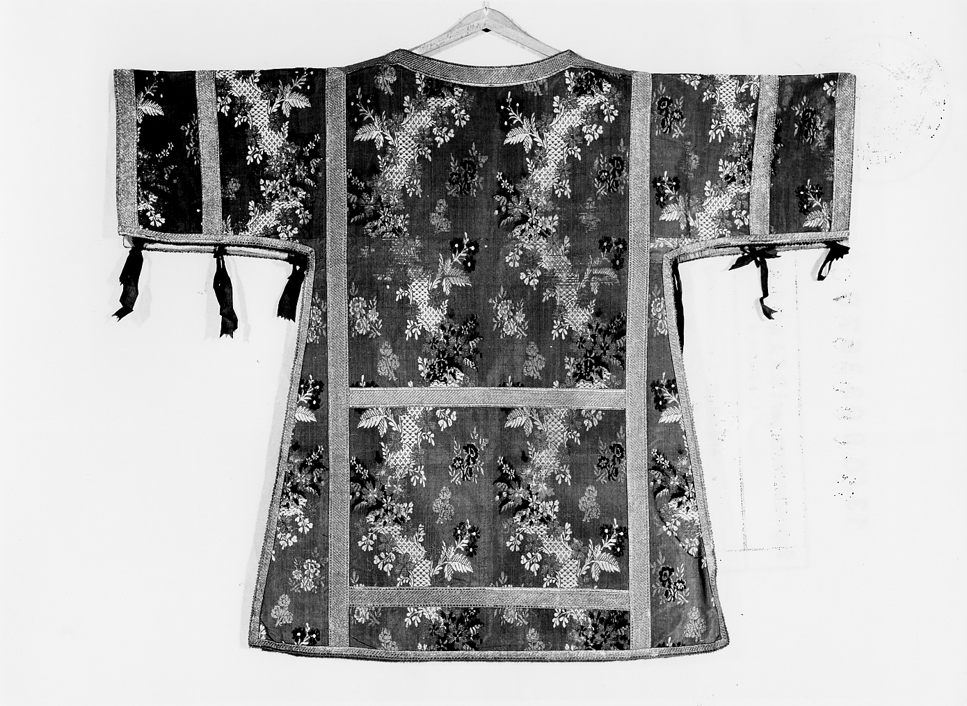 tunicella, serie - manifattura italiana (seconda metà sec. XVII)