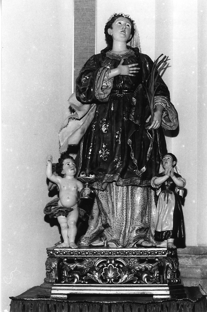 Santa Lucia con putto reggisimbolo e figura orante (statua, opera isolata) di Falcucci Gabriele (sec. XIX)