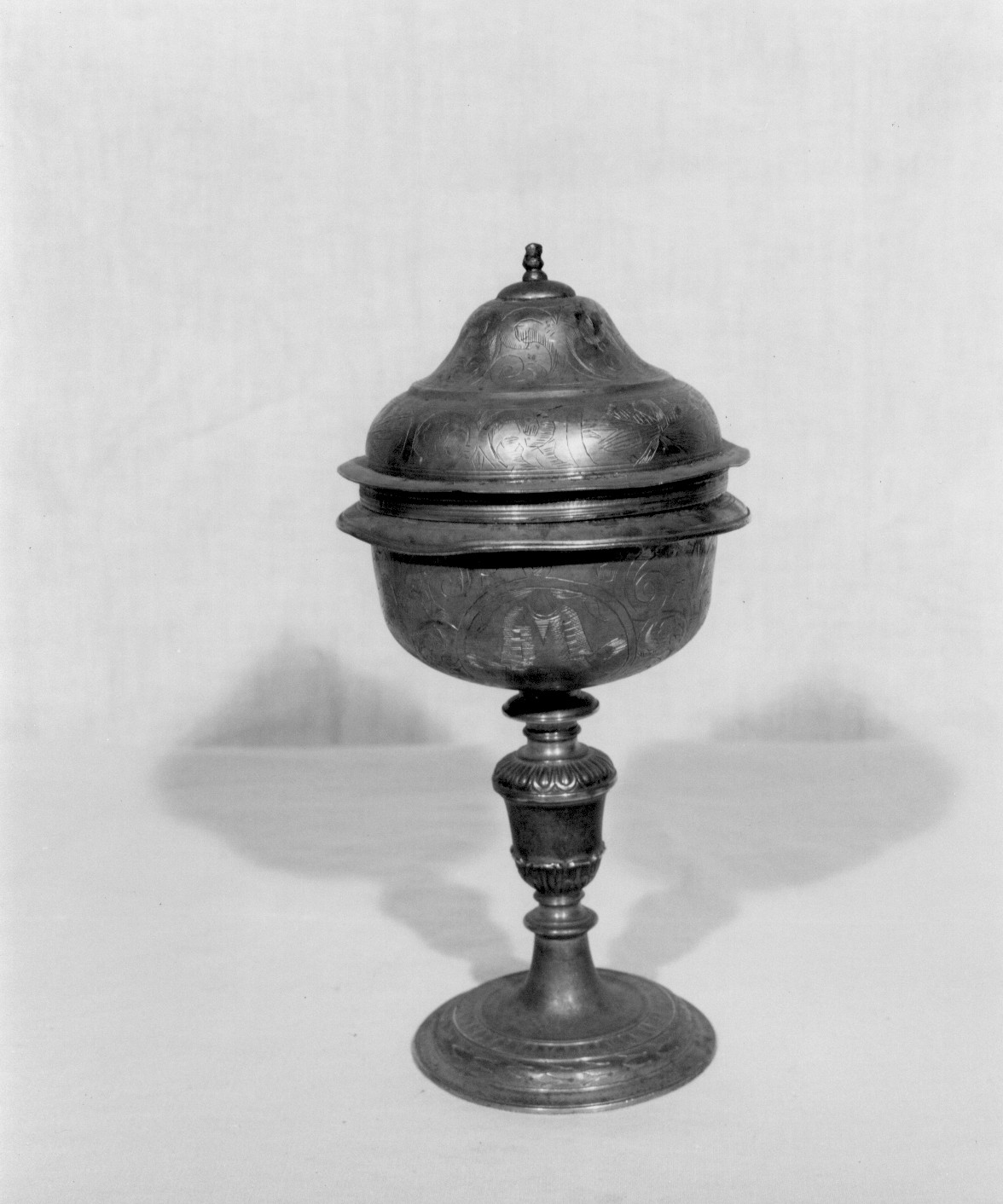 pisside - produzione Italia meridionale (ultimo quarto sec. XVIII)