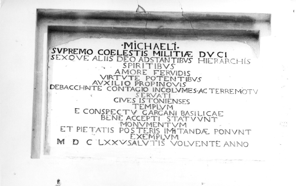 lapide celebrativa, opera isolata - ambito abruzzese (sec. XVII)