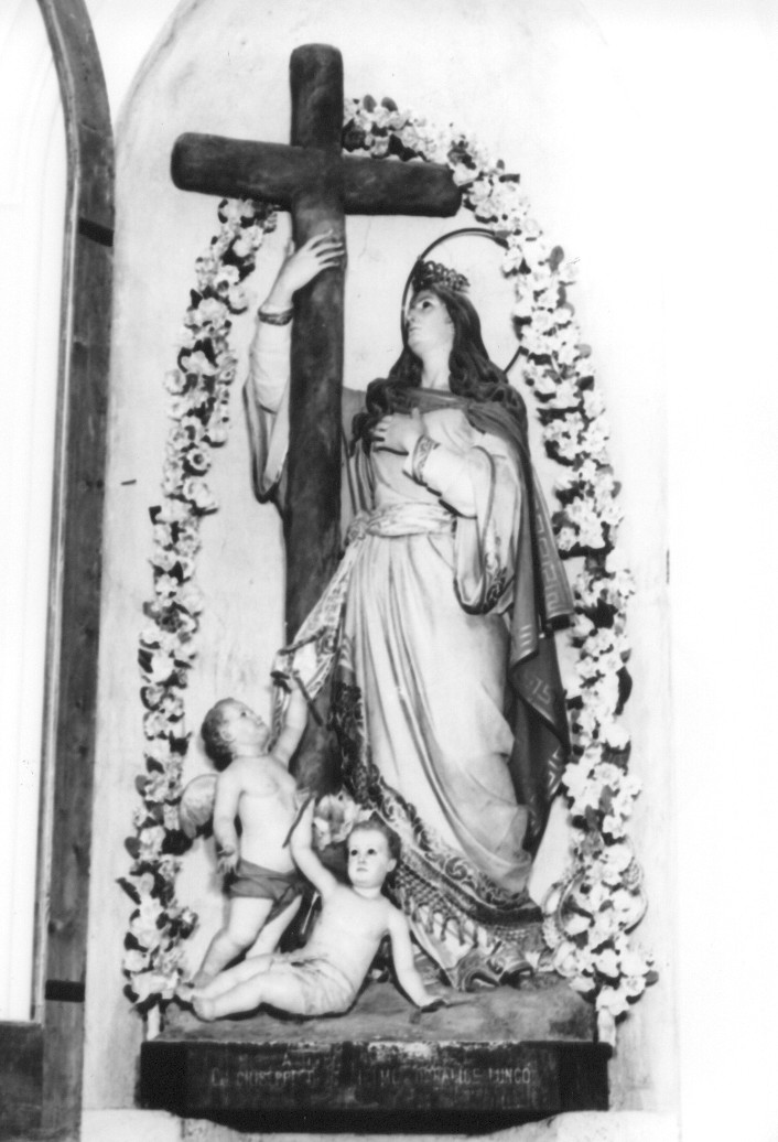 Sant'Elena in adorazione della croce e angioletti (statua, opera isolata) - ambito abruzzese (sec. XX)