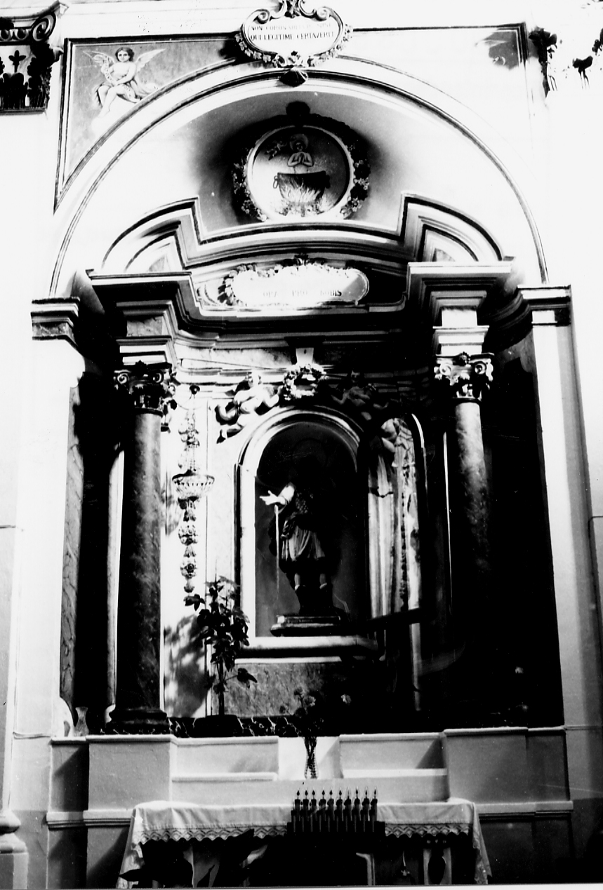 decorazione plastico-pittorica, opera isolata - ambito Italia centrale (sec. XIX)