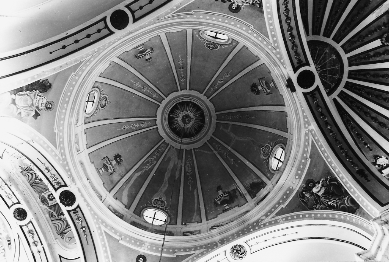 motivi decorativi geometrici con anfore e festoni (decorazione plastico-pittorica, opera isolata) - ambito Italia centrale (sec. XX)