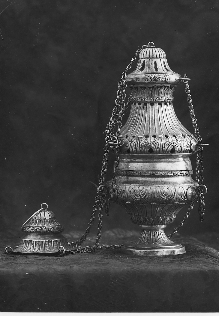 motivi decorativi geometrici e vegetali stilizzati (turibolo, opera isolata) - ambito Italia centrale (sec. XIX)