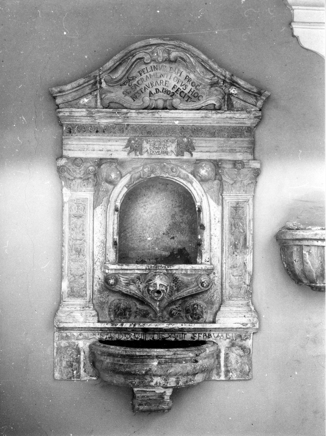 tabernacolo murale, opera isolata - ambito abruzzese (sec. XVI)