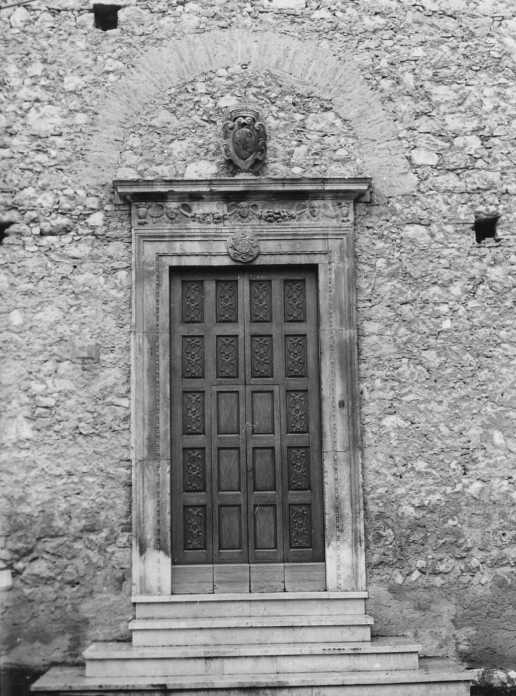 mostra di portale, opera isolata - ambito abruzzese (sec. XVI)