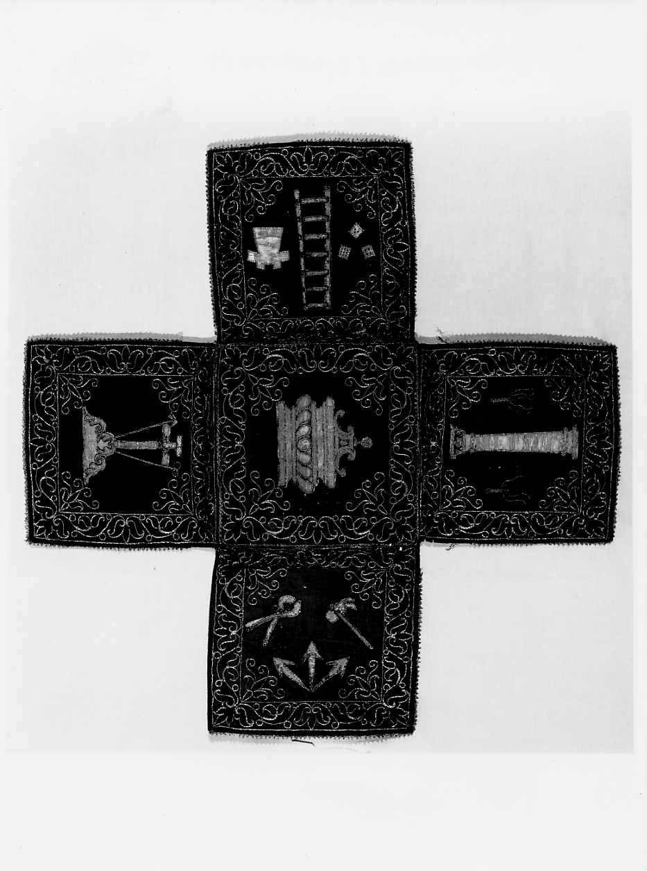 conopeo di pisside, opera isolata - manifattura italiana (sec. XVI)