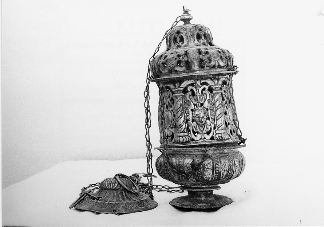 motivi decorativi architettonici vegetali, ovuli, cherubini (turibolo, opera isolata) - ambito Italia centrale (sec. XVII)